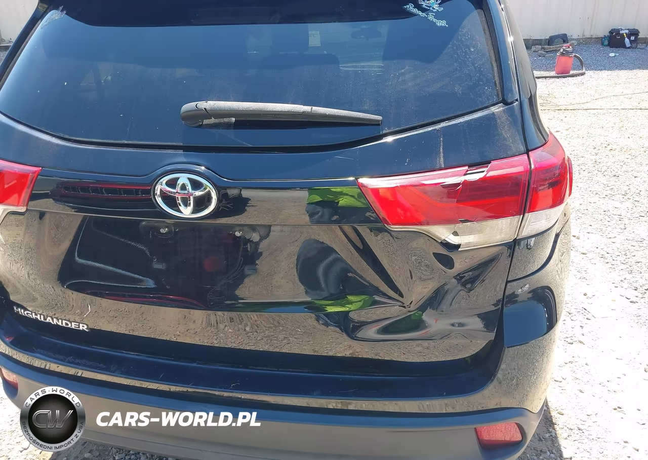 2019 Toyota Highlander Le VIN:5TDZARFH9KS054239 - 21