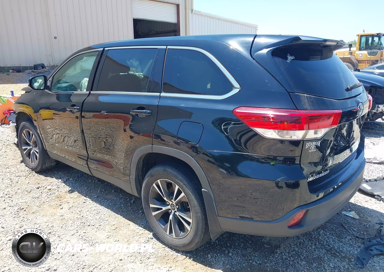 2019 Toyota Highlander Le VIN:5TDZARFH9KS054239 - 3