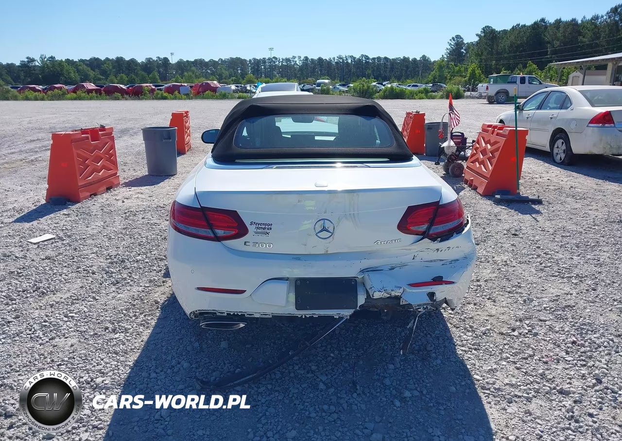 2017 Mercedes-Benz C 300 4Matic VIN:WDDWK4KB5HF475863 - 16