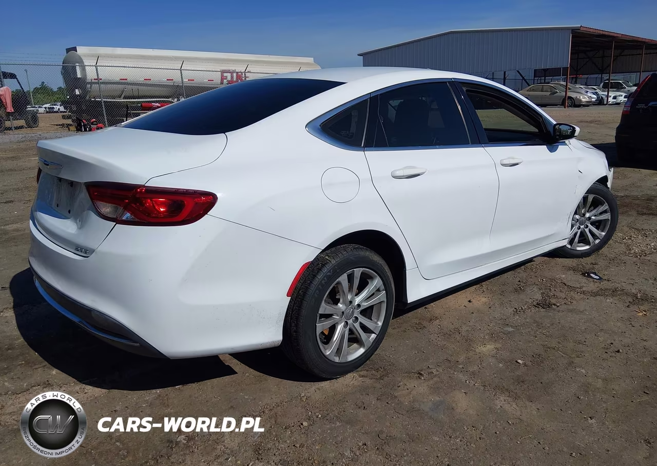 2016 Chrysler 200 Limited VIN:1C3CCCAB9GN145514 - 4
