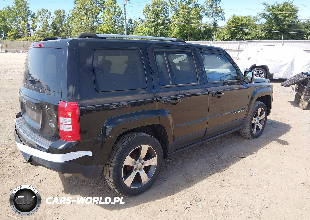 2016 Jeep Patriot High Altitude Edition VIN:1C4NJPFAXGD561594 - 4