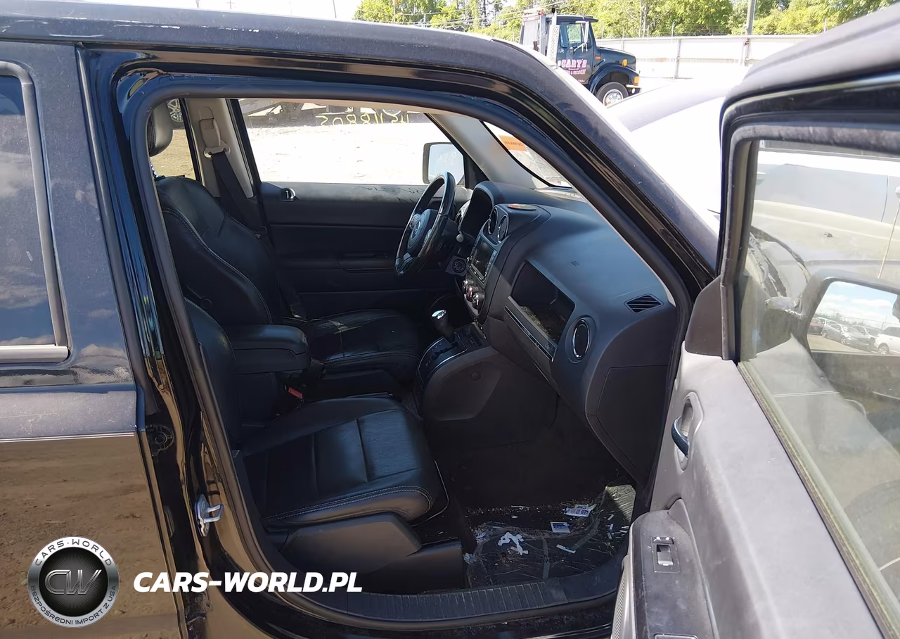 2016 Jeep Patriot High Altitude Edition VIN:1C4NJPFAXGD561594 - 5