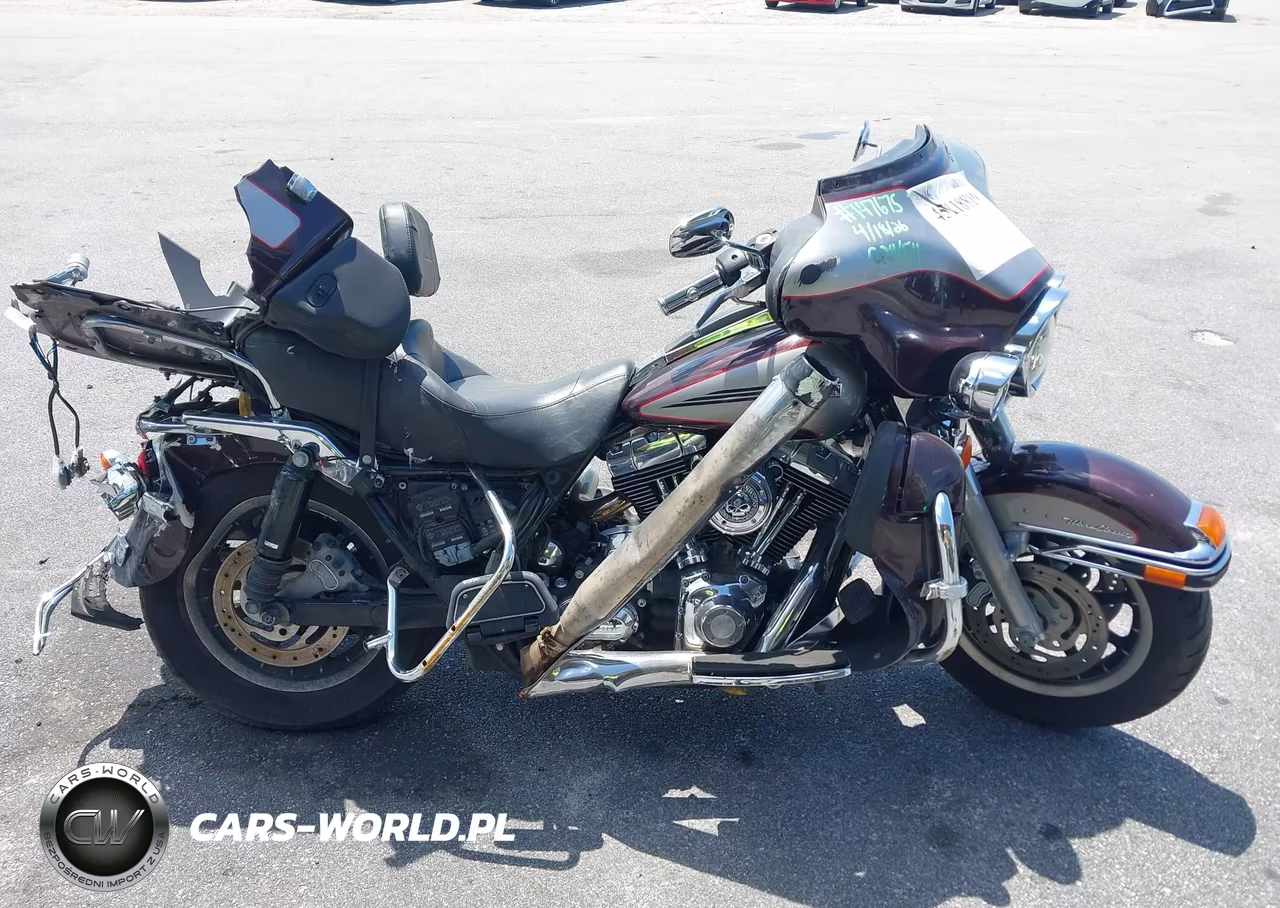 2007 Harley-Davidson Flhtcui VIN:1HD1FC4147Y722685 - 12