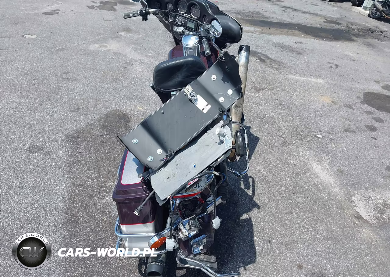 2007 Harley-Davidson Flhtcui VIN:1HD1FC4147Y722685 - 6