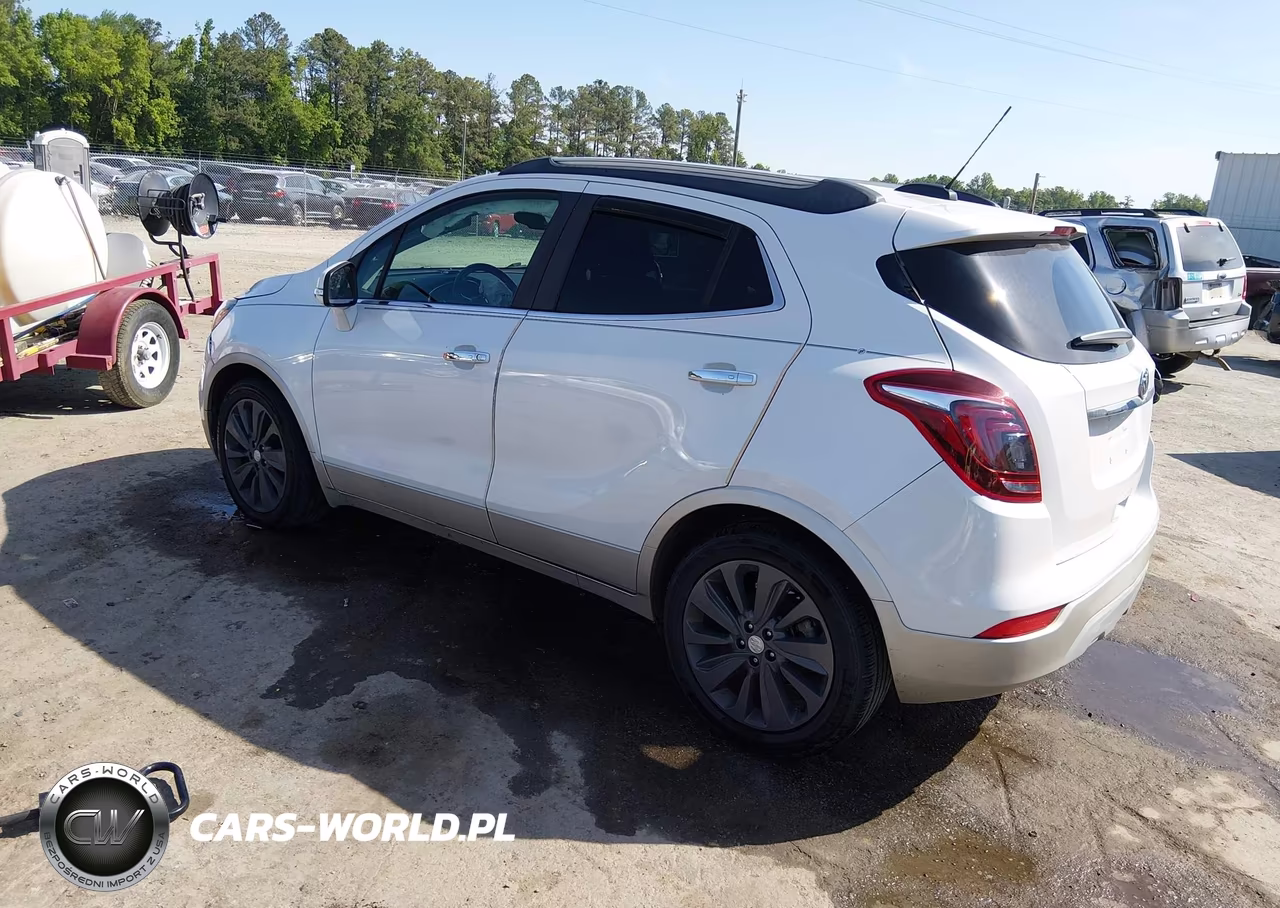 2018 Buick Encore Preferred Ii VIN:KL4CJBSB6JB607833 - 3