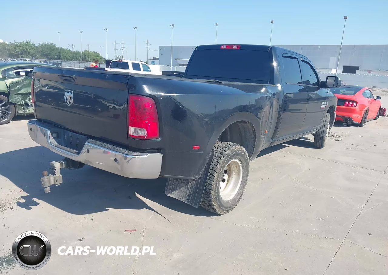 2015 Ram 3500 Tradesman VIN:3C63RPGL3FG589990 - 4