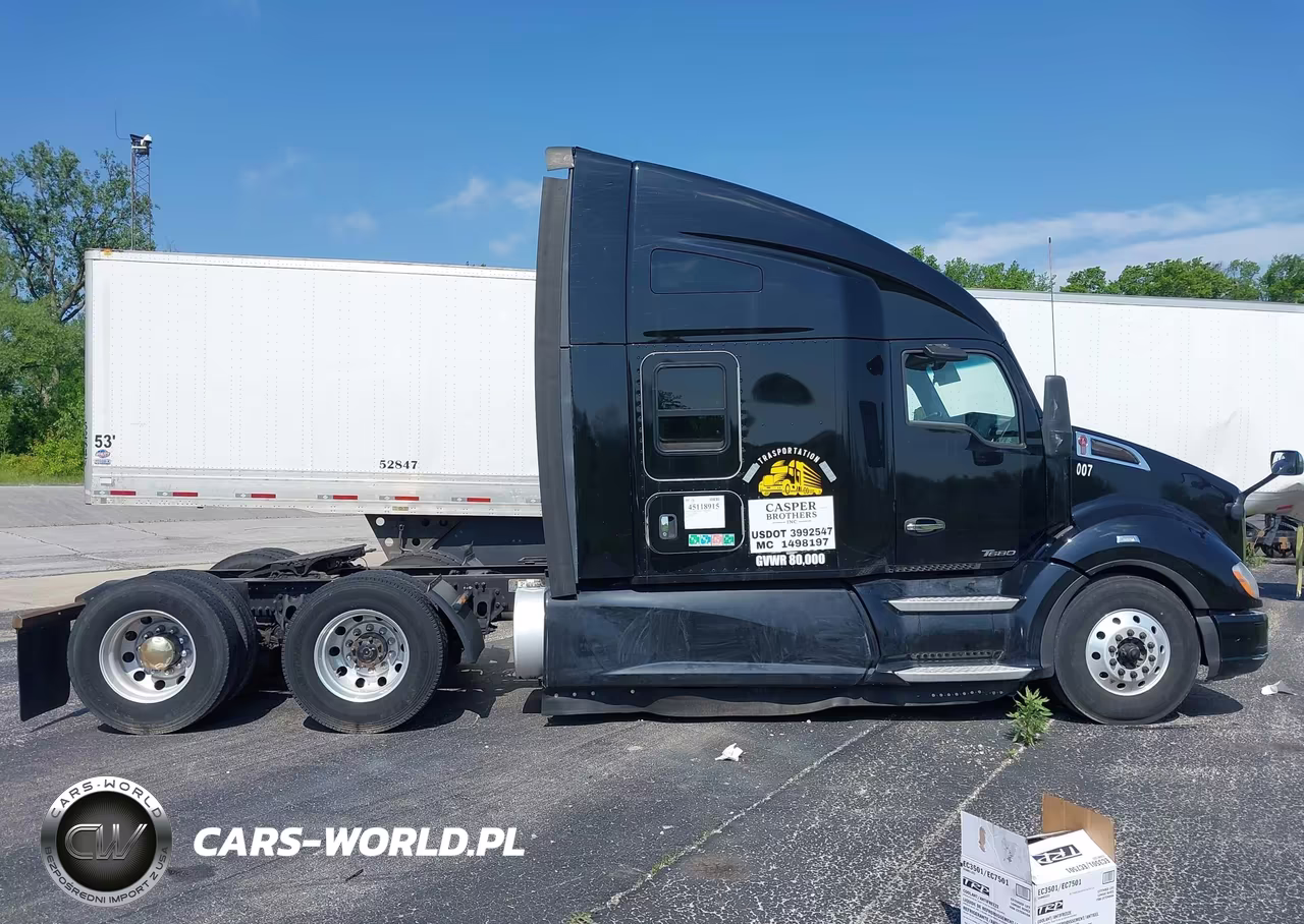 2018 Kenworth T680 VIN:1XKYDP9X1JJ214253 - 16