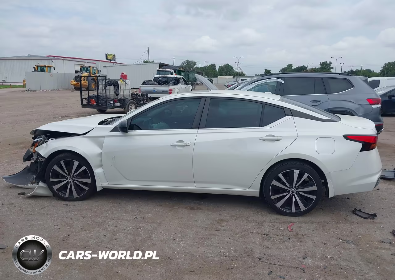 2019 Nissan Altima 2.5 Sr VIN:1N4BL4CV7KC114809 - 14