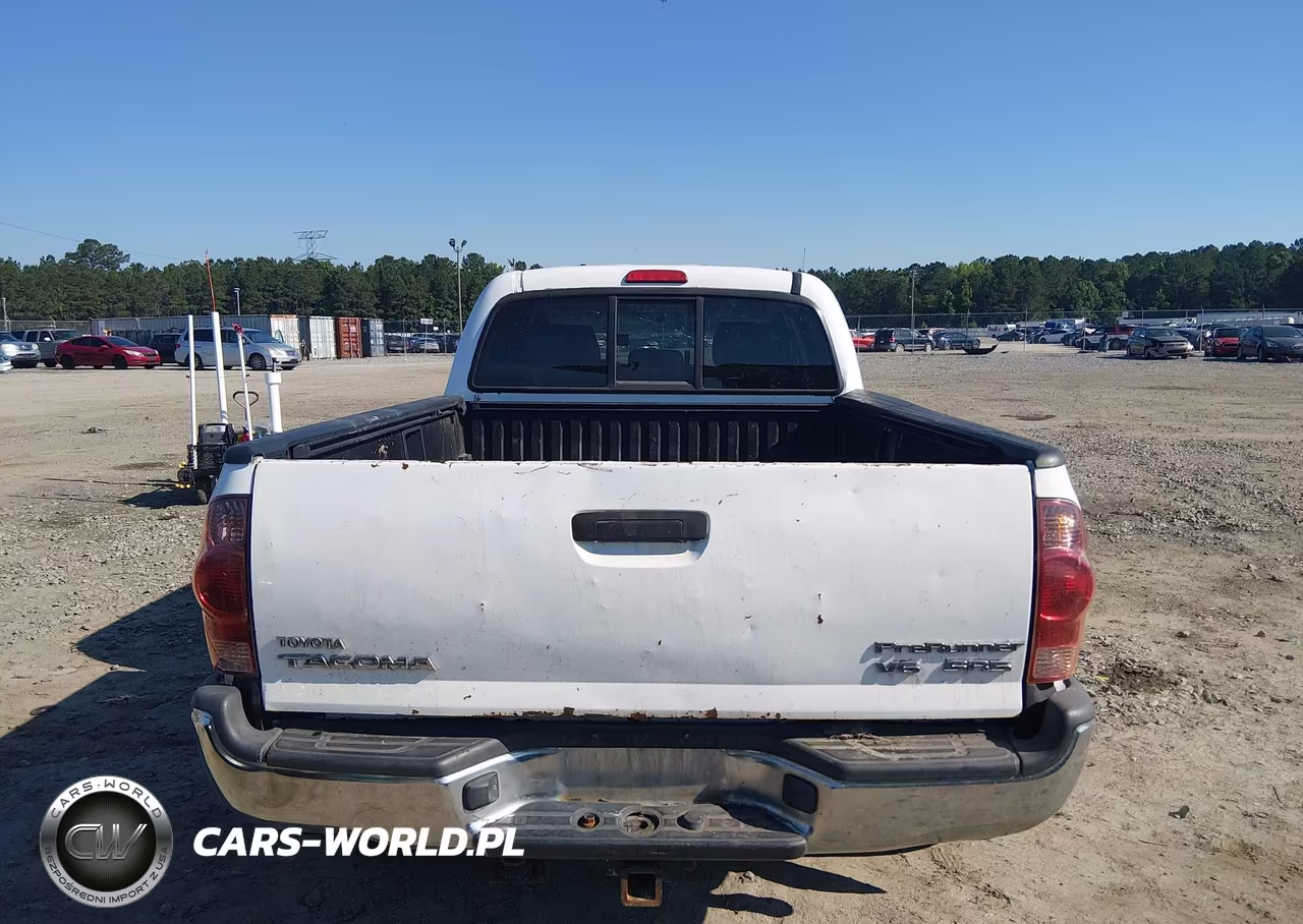 2007 Toyota Tacoma Prerunner V6 VIN:3TMKU72N17M013281 - 17