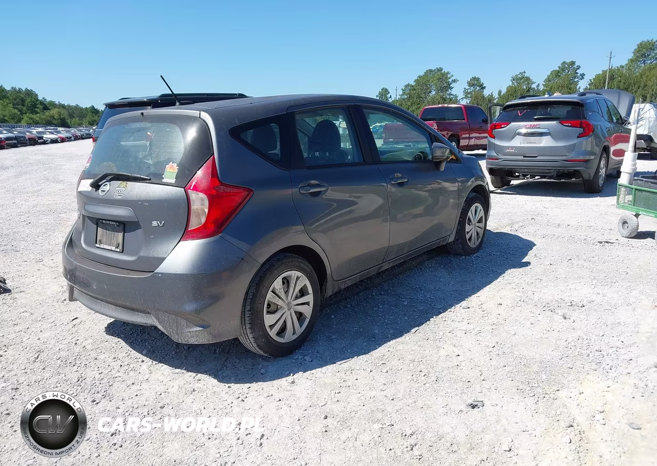 2017 Nissan Versa Note Sv VIN:3N1CE2CPXHL368142 - 4