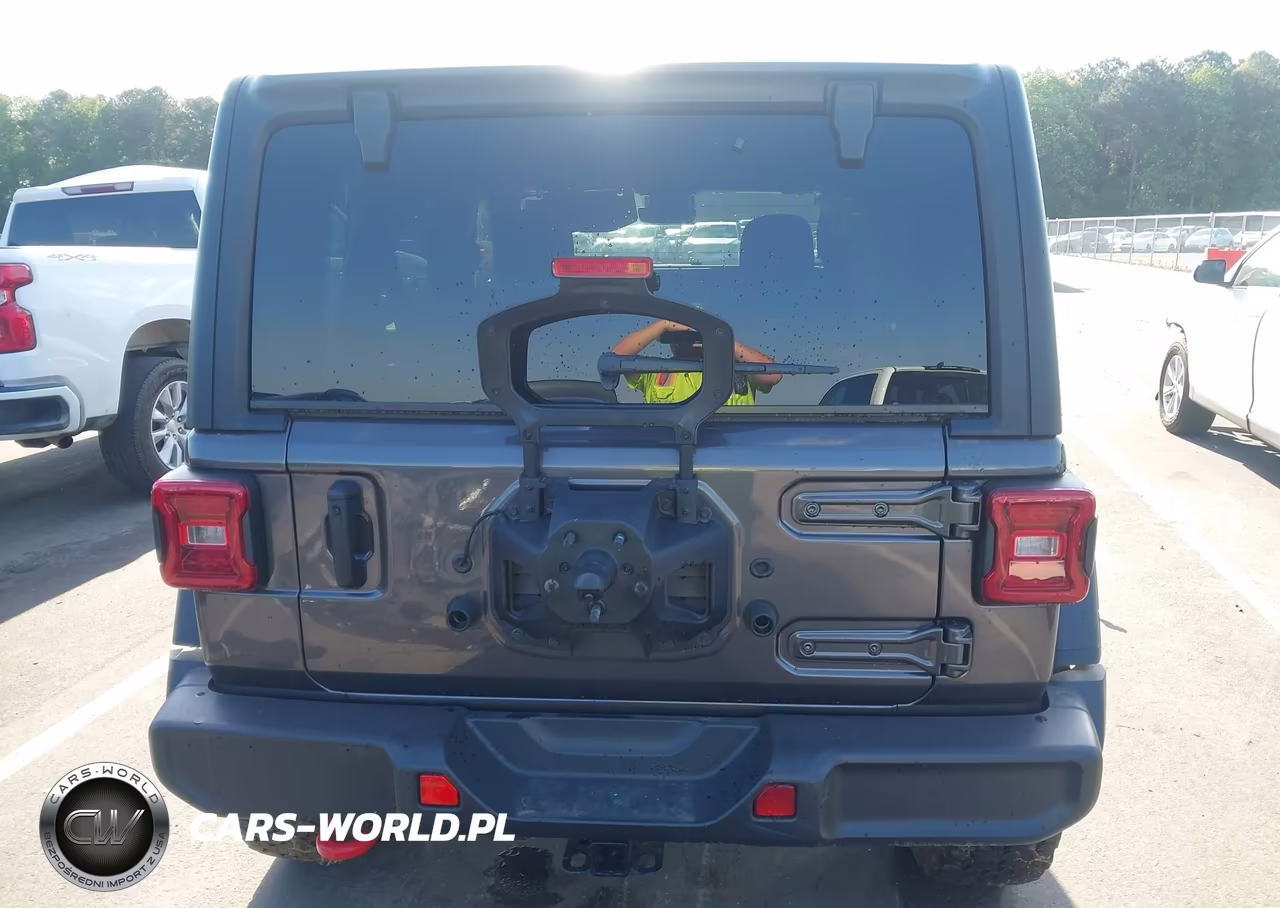 2025 Jeep Wrangler 4-Door Rubicon 4X4 VIN:1C4PJXFG2SW651185 - 17