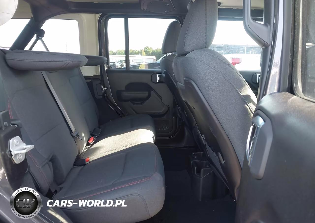 2025 Jeep Wrangler 4-Door Rubicon 4X4 VIN:1C4PJXFG2SW651185 - 8
