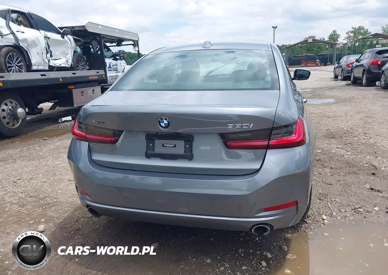 2023 BMW 330I xDrive VIN:3MW89FF07P8D04328 - 16