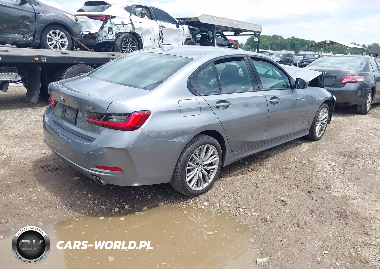 2023 BMW 330I xDrive VIN:3MW89FF07P8D04328 - 4