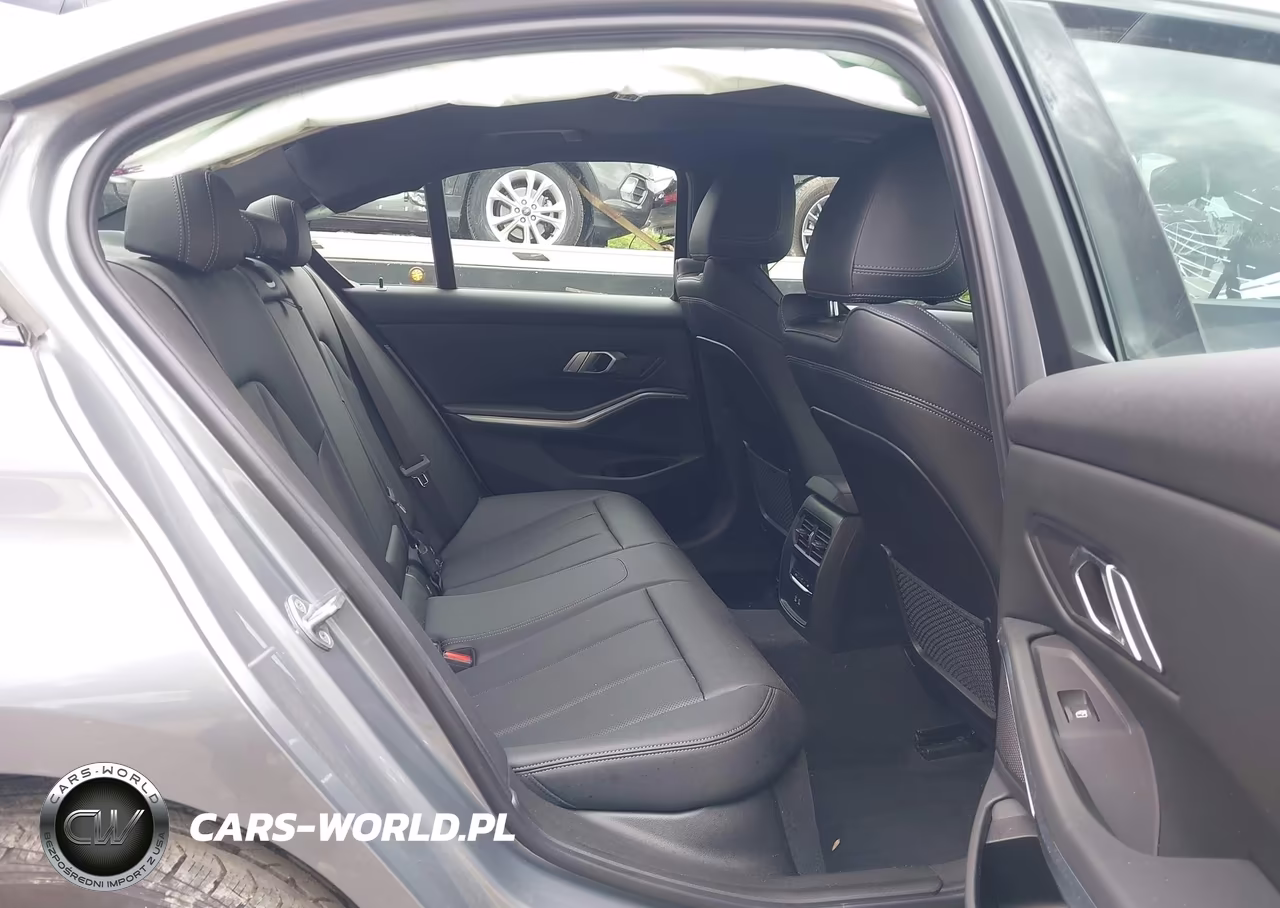 2023 BMW 330I xDrive VIN:3MW89FF07P8D04328 - 8