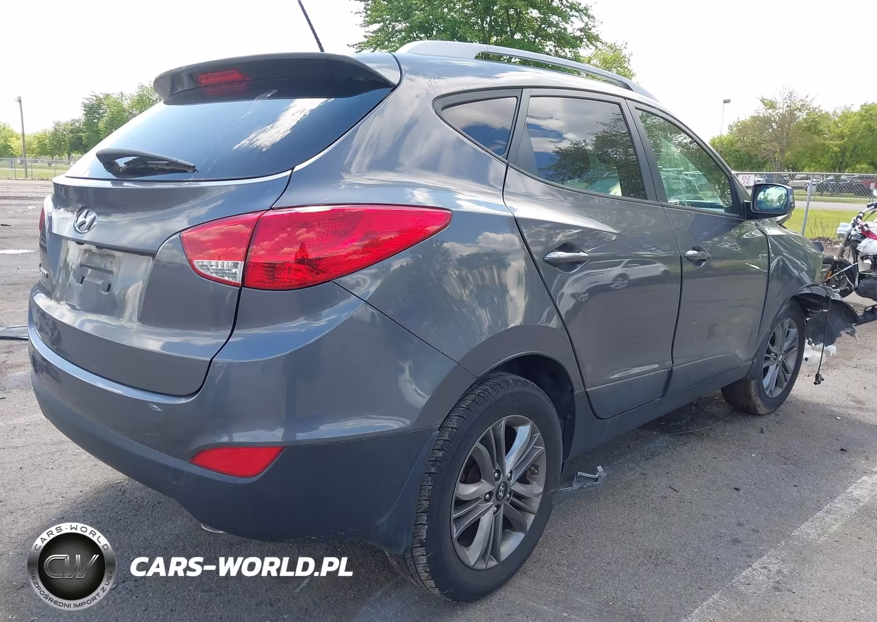 2015 Hyundai Tucson Se VIN:KM8JU3AG3FU954406 - 4