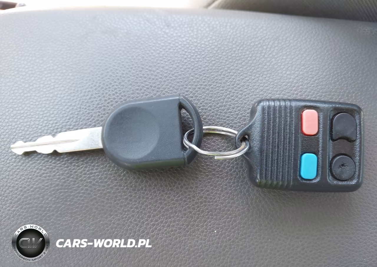 2009 Ford Focus Se VIN:1FAHP35N19W246835 - 11
