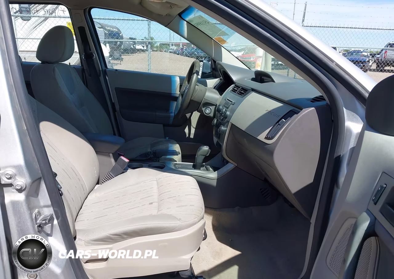 2009 Ford Focus Se VIN:1FAHP35N19W246835 - 5