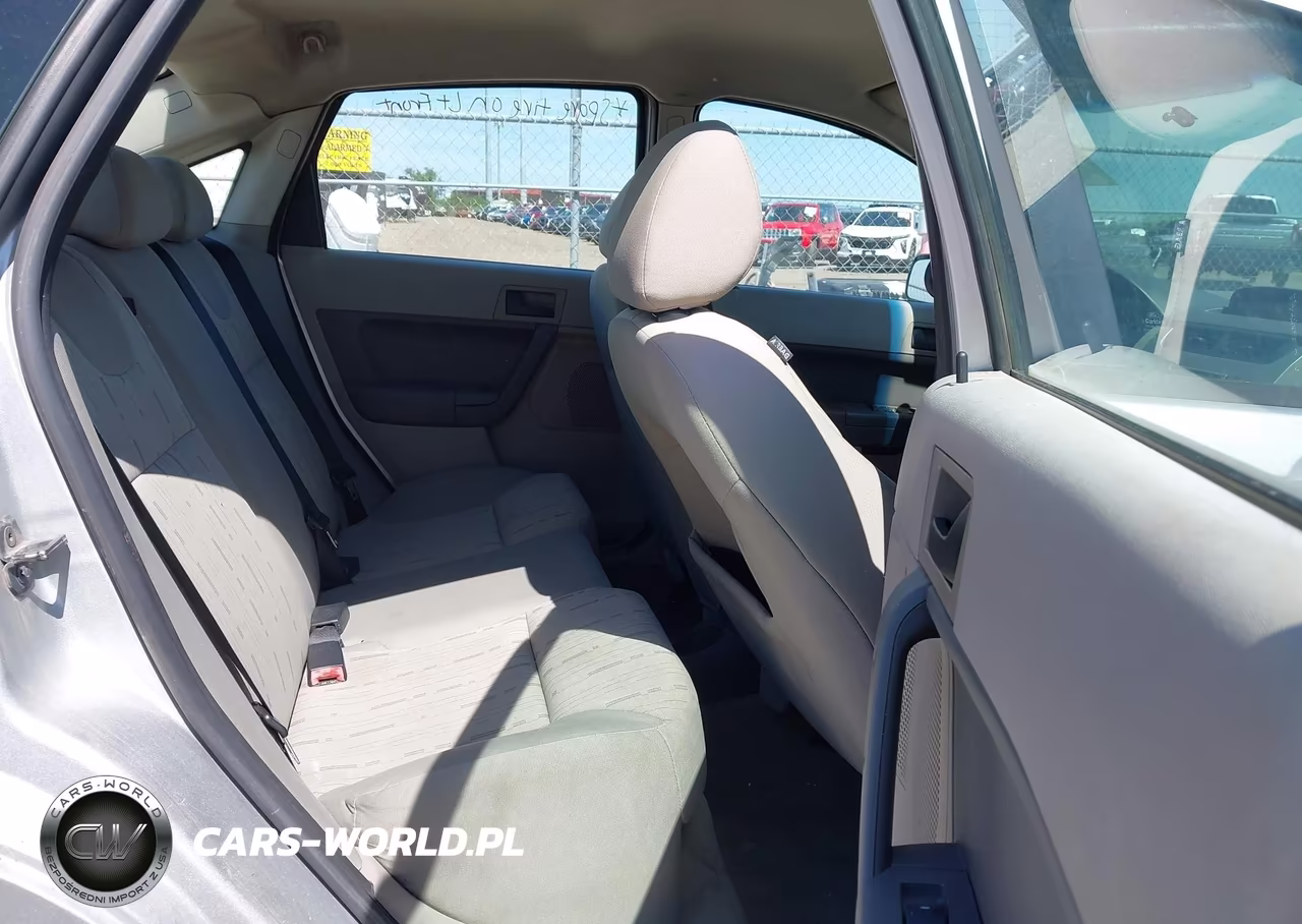 2009 Ford Focus Se VIN:1FAHP35N19W246835 - 8