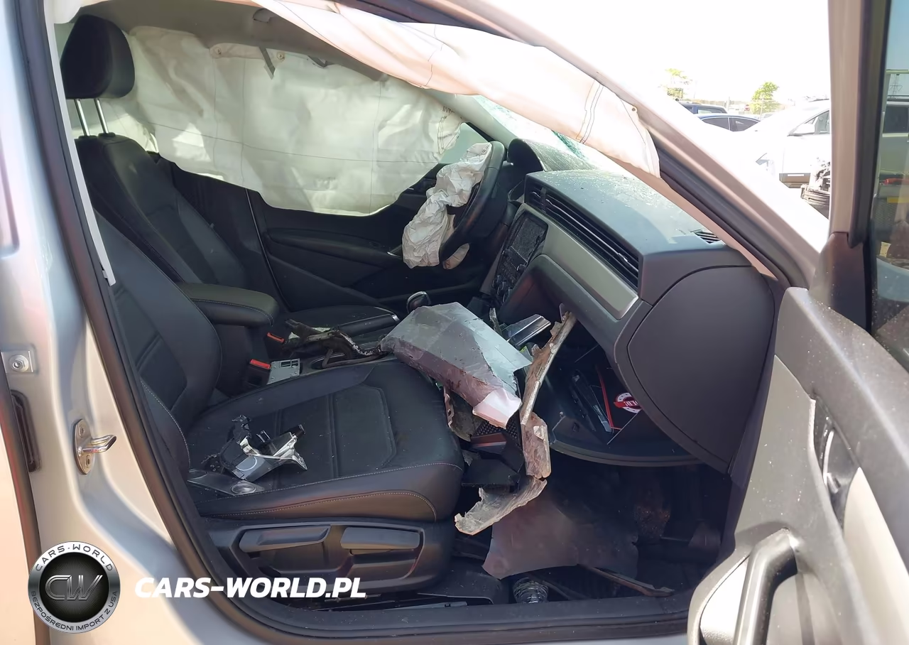 2020 Volkswagen Passat 2.0T Se VIN:1VWSA7A38LC008726 - 5