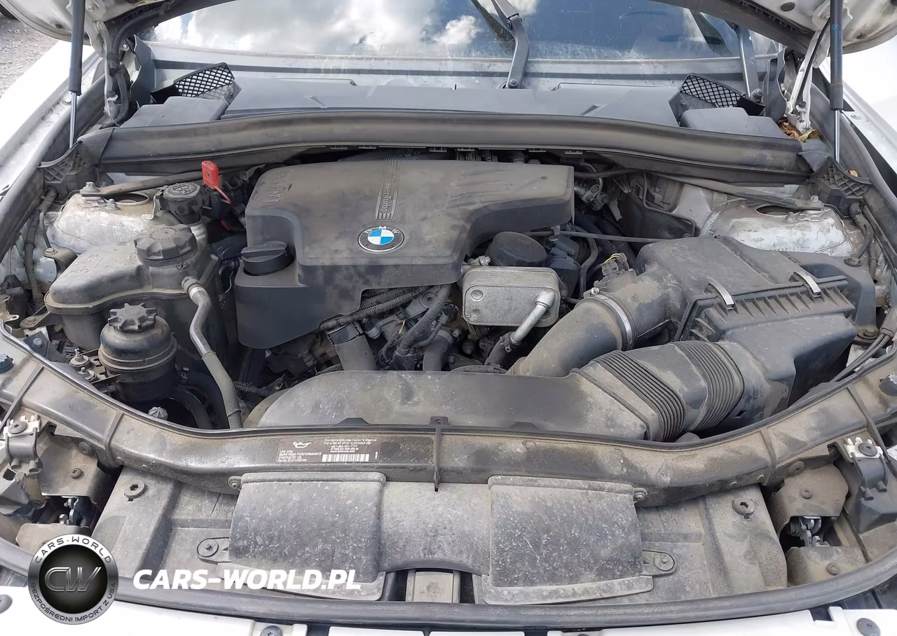2014 BMW X1 xDrive28I VIN:WBAVL1C58EVY13636 - 10