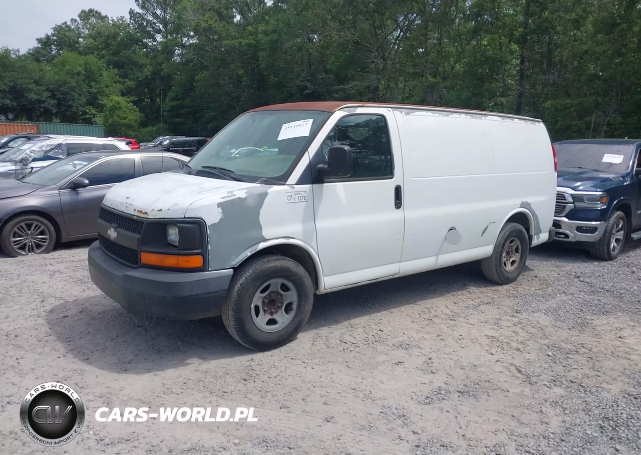 2007 Chevrolet Express Work Van VIN:1GCFG15X871126158 - 2