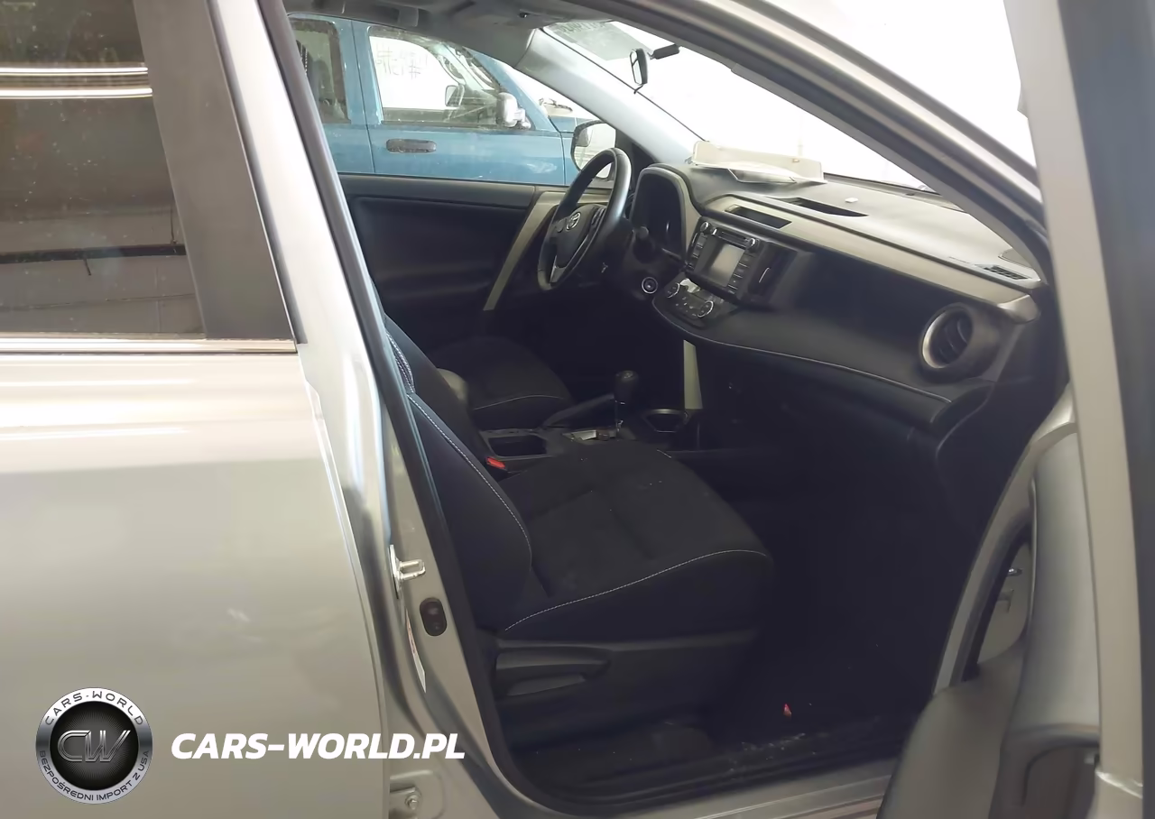 2016 Toyota Rav4 Xle VIN:2T3RFREV1GW508031 - 5