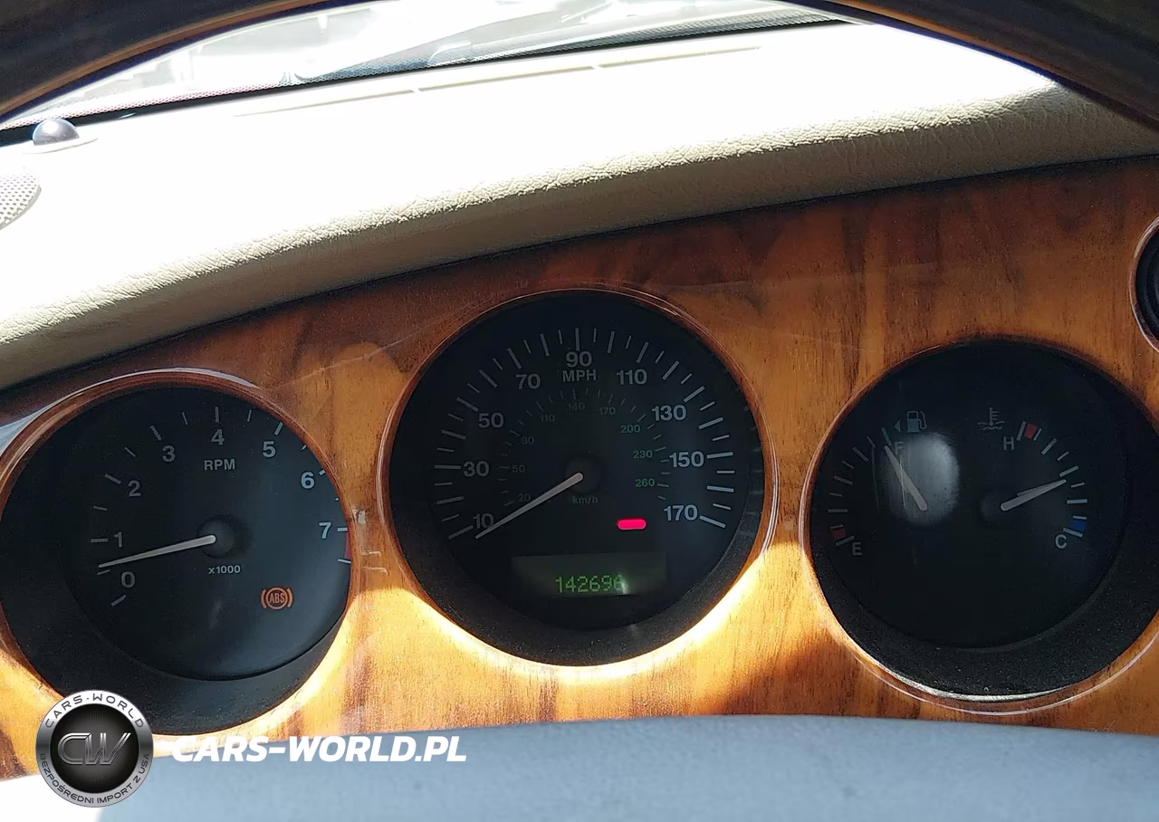2000 Jaguar Xk8 VIN:SAJJA42C5YNA03186 - 7
