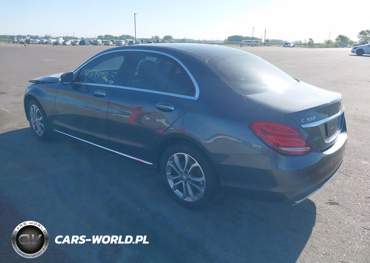 2015 Mercedes-Benz C 300 4Matic VIN:55SWF4KBXFU058818 - 3