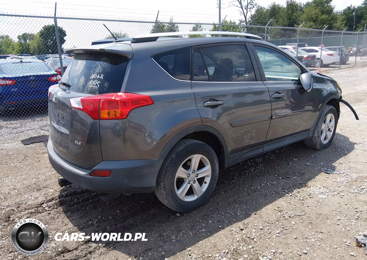 2014 Toyota Rav4 Xle VIN:2T3WFREV9EW102028 - 4