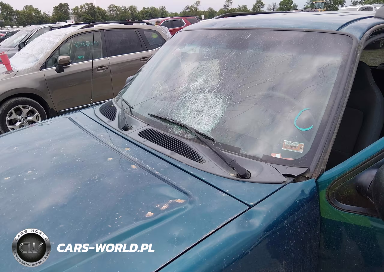 2001 Ford Explorer Sport VIN:1FMYU60E81UA20086 - 6