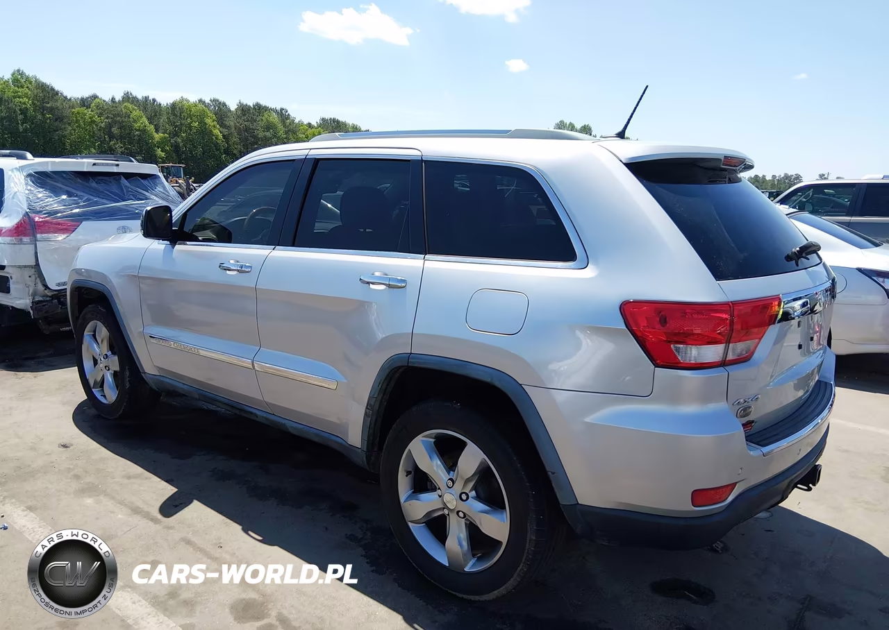 2011 Jeep Grand Cherokee Overland VIN:1J4RR6GG6BC584306 - 3