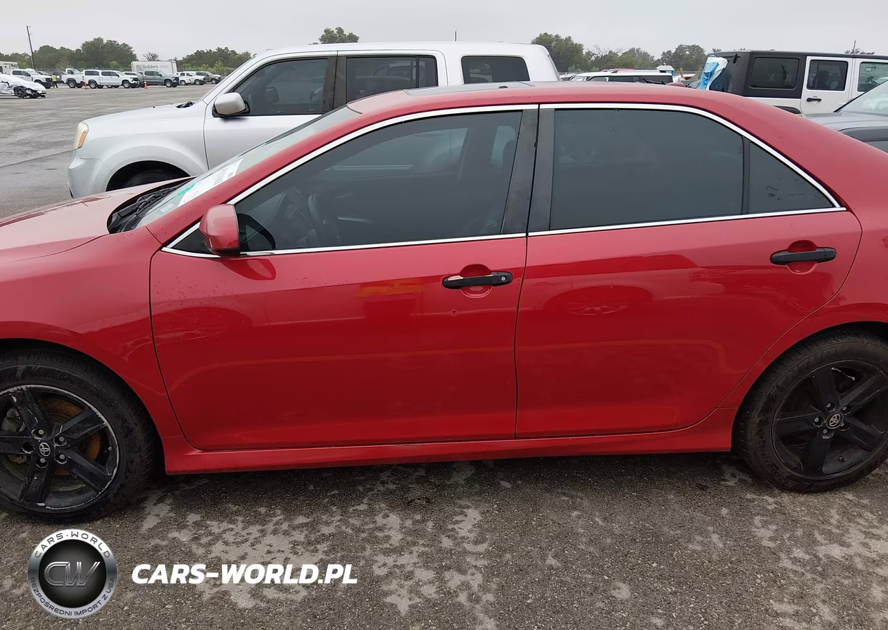 2014 Toyota Camry Se VIN:4T1BF1FK5EU806630 - 14
