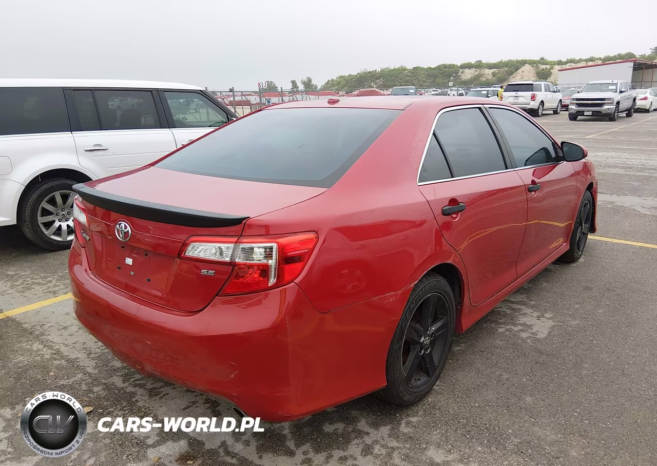2014 Toyota Camry Se VIN:4T1BF1FK5EU806630 - 4
