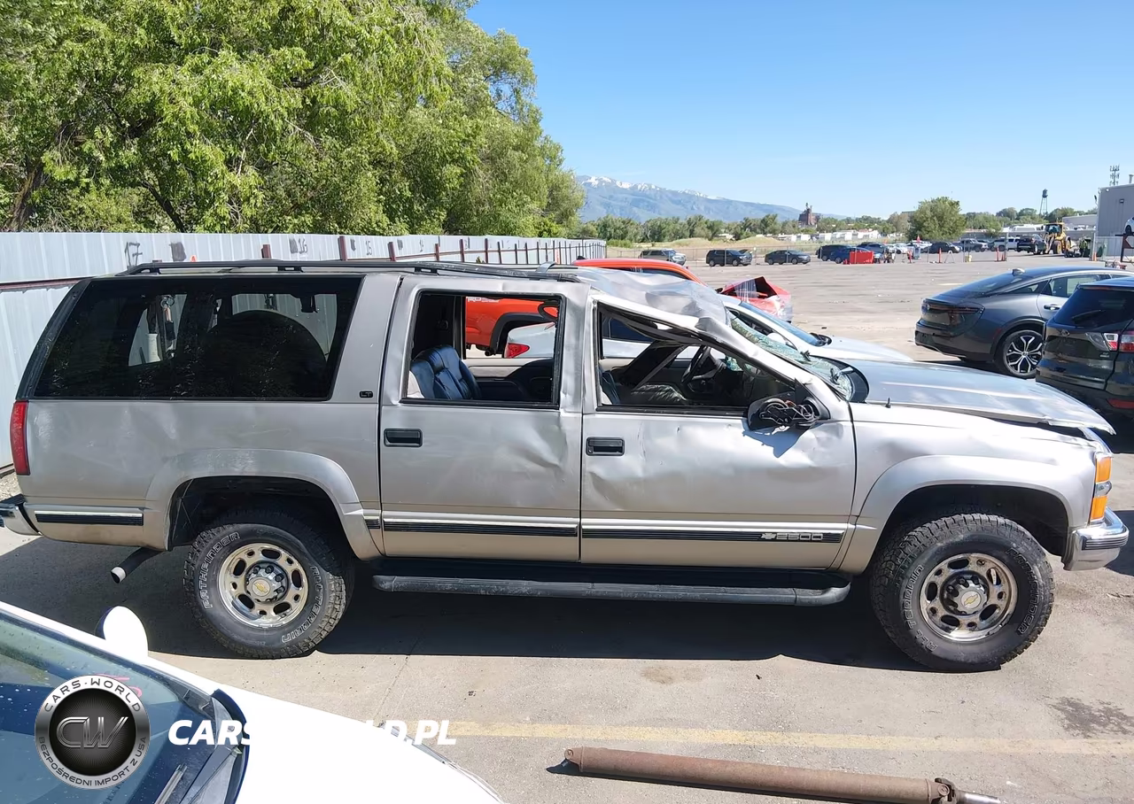 1999 Chevrolet Suburban 2500 VIN:3GNGK26J0XG117529 - 14
