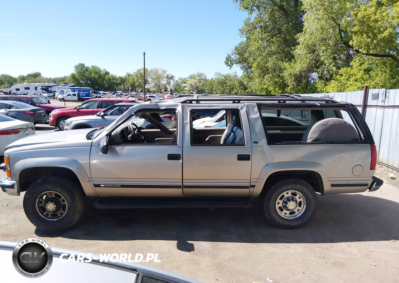 1999 Chevrolet Suburban 2500 VIN:3GNGK26J0XG117529 - 15