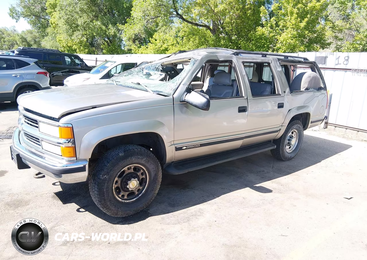 1999 Chevrolet Suburban 2500 VIN:3GNGK26J0XG117529 - 2