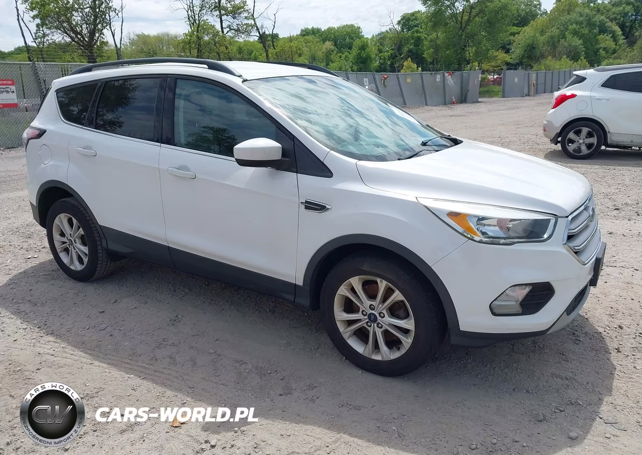 Główne zdjęcie 2018 Ford Escape Se