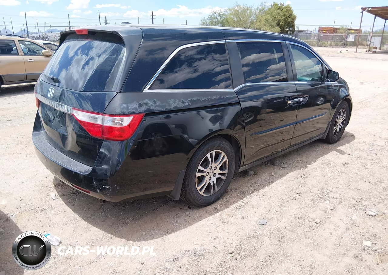2011 Honda Odyssey Ex-L VIN:5FNRL5H62BB069197 - 4
