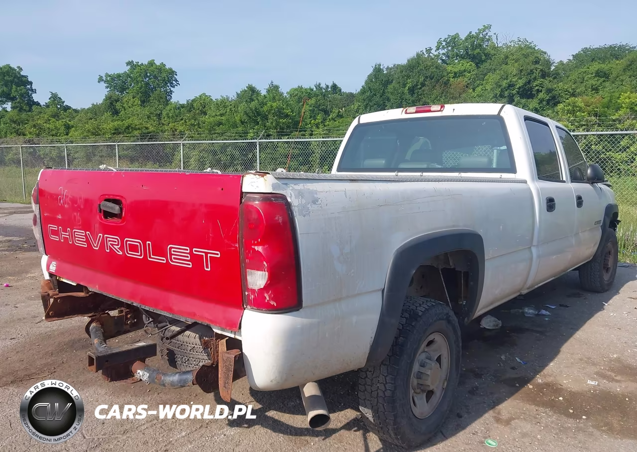 2006 Chevrolet Silverado 2500Hd Work Truck VIN:1GCHC23U26F133806 - 4