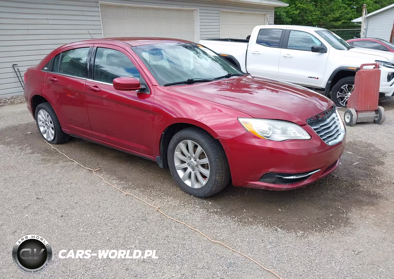 2013 Chrysler 200 Touring – zdjęcie 1 z 21