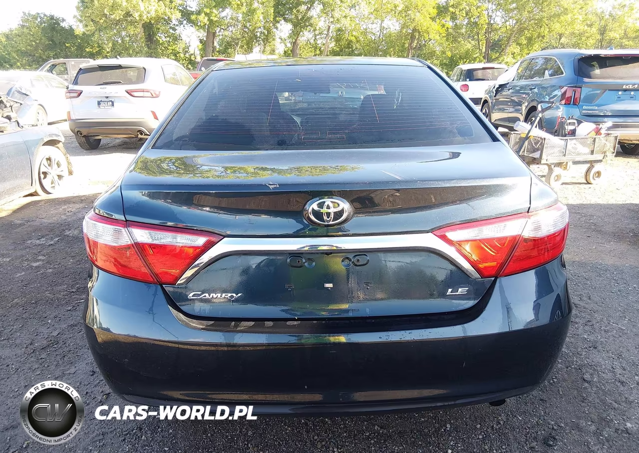 2015 Toyota Camry Le VIN:4T4BF1FK7FR487884 - 16