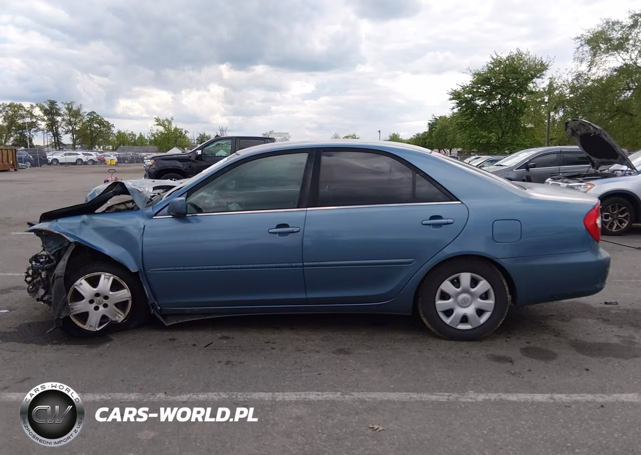 2004 Toyota Camry Le VIN:4T1BE32K04U883375 - 14