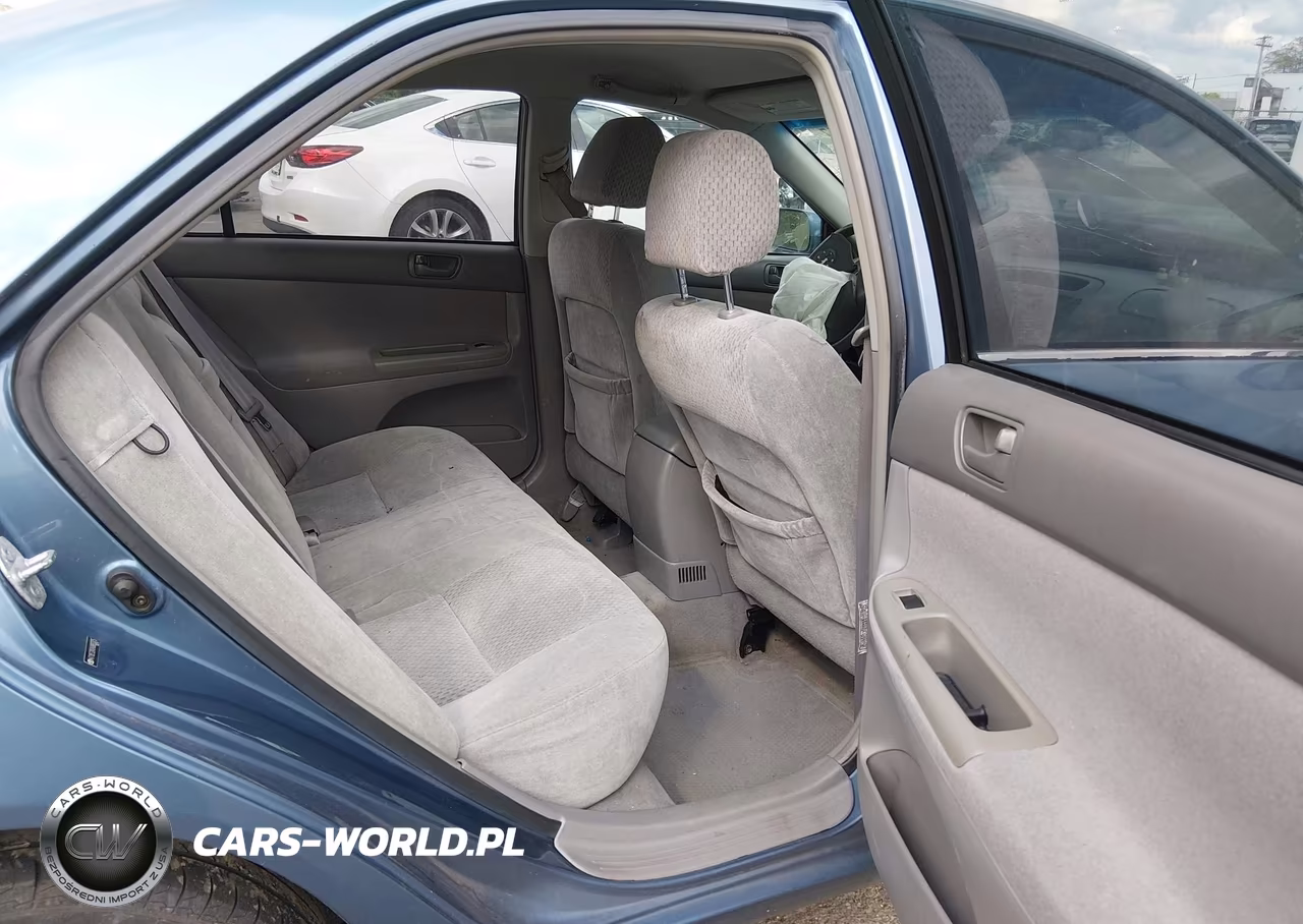 2004 Toyota Camry Le VIN:4T1BE32K04U883375 - 8