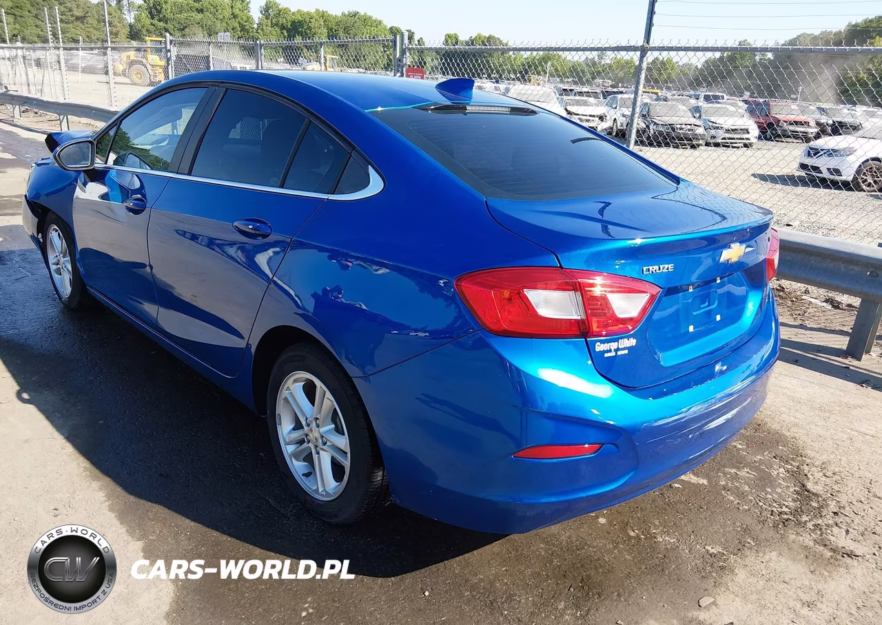 2018 Chevrolet Cruze Lt Auto VIN:1G1BE5SM3J7155344 - 3