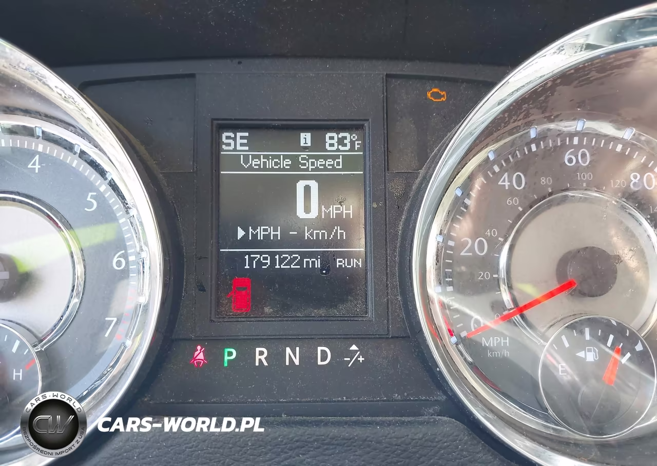 2011 Chrysler Town & Country Touring-L VIN:2A4RR8DG8BR785986 - 7