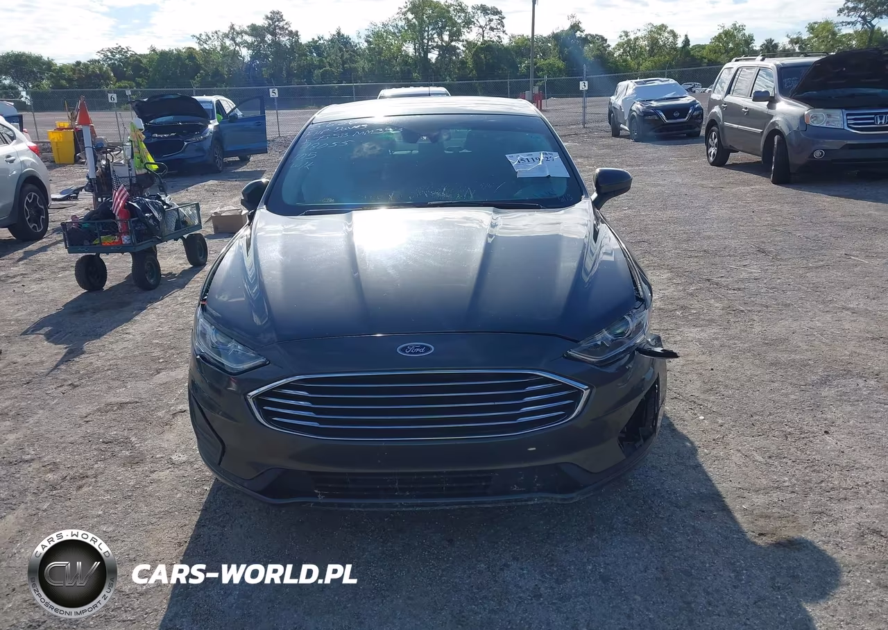 2019 Ford Fusion S VIN:3FA6P0G77KR162211 - 12