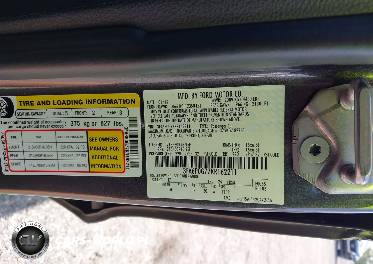 2019 Ford Fusion S VIN:3FA6P0G77KR162211 - 9