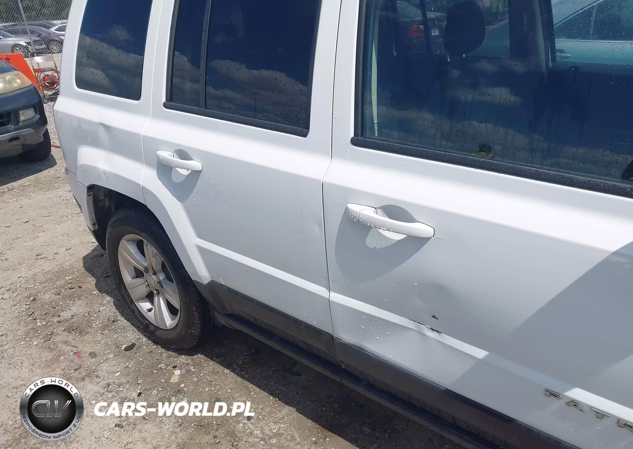 2016 Jeep Patriot Sport VIN:1C4NJPBB6GD677180 - 13