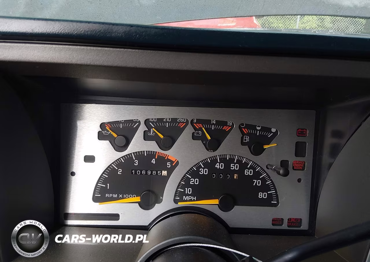 1994 Chevrolet Suburban C1500 VIN:1GNEC16K9RJ413139 - 7